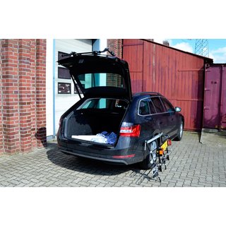 Heckklappenträger Astra K Sports Tourer - Mittellader - Kofferraumklappe kann geöffnet werden (unbeladen)