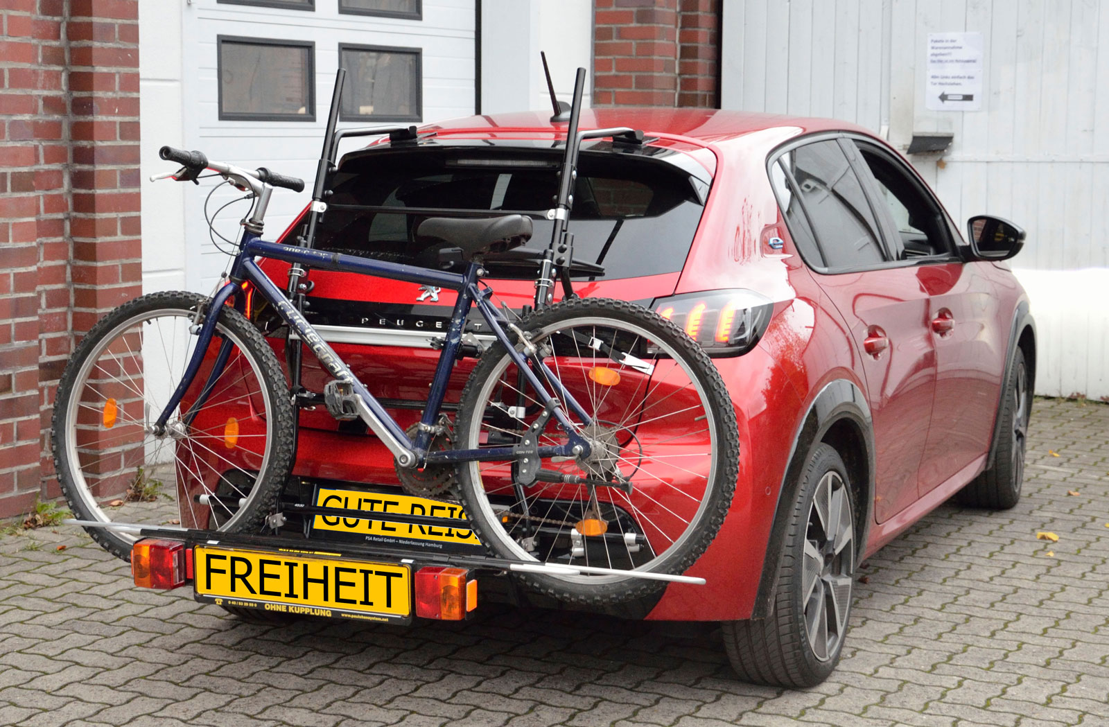 Fahrradtrger Peugeot e-208 II GT - Hecktrger ohne Anhngerkupplung - auch fr E-Bike geeignet - ohne Bohren